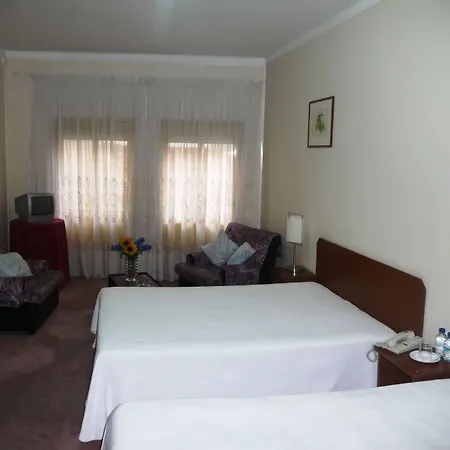 D. Carlos Residencial 3*