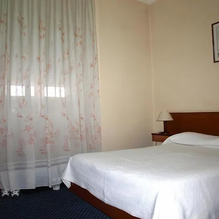 Pensionat D. Carlos Residencial Caldas Da Rainha