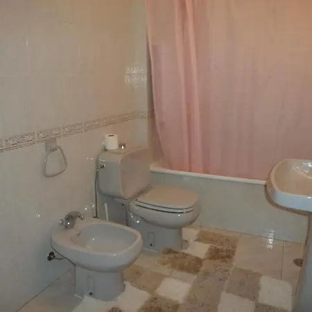 D. Carlos Residencial Pensjonat Caldas Da Rainha